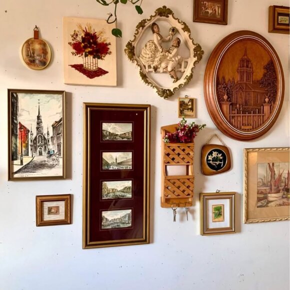 Vintage ”Notre Dame Chapel” charcoal sketch style art 🖤 - Picture 4 of 4